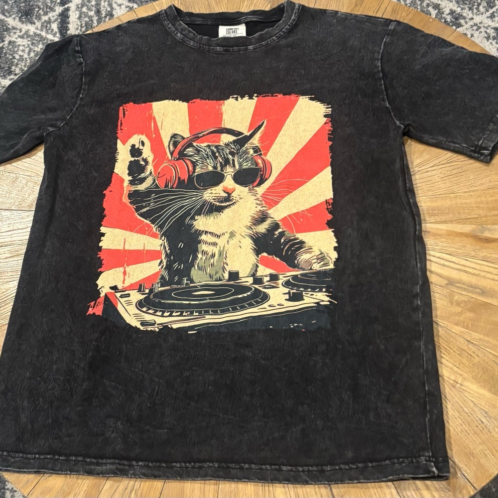 Comfort Colors DJ Cat Tee - Black and Red